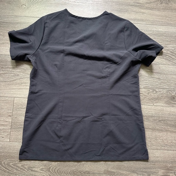 Figs gray scrub top - Picture 2 of 3